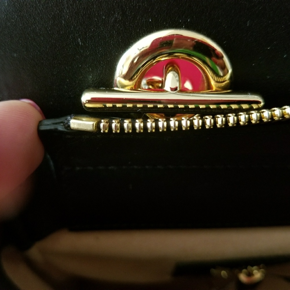 Gucci Signature Bag - Picture 4 of 8